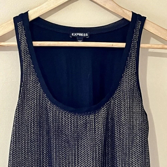 EXPRESS| Black & Gold Chain Metal Style Embellished Tank Top Size US XS - Picture 2 of 6